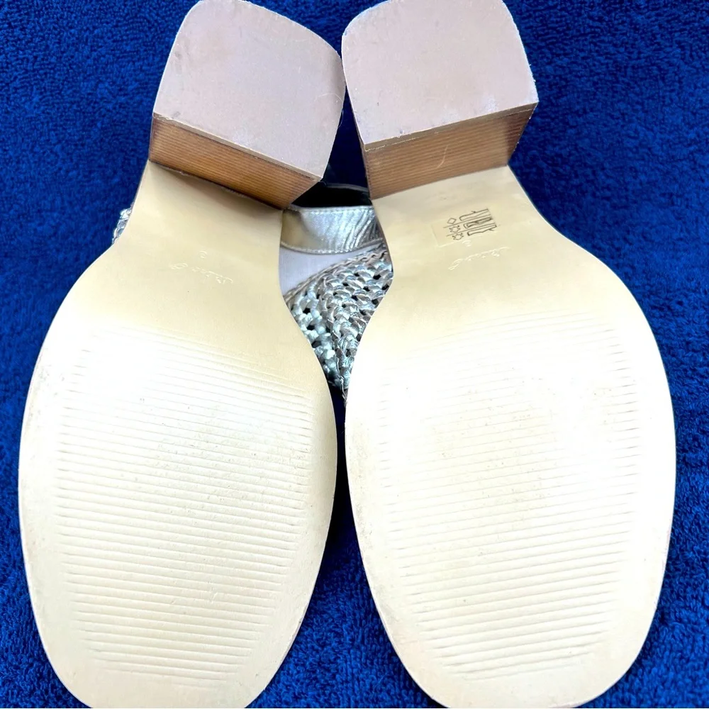 SAINT G, Gold, woven, chunky, 3 inch heel. Size 8, Worn Once